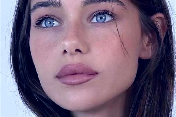 Iris, 24, a brunette amber-eyed latina companion based in Dobrush. Offering CIM, OWO, A-Level, Couples. Available for incall and outcall, overnight bookings ...