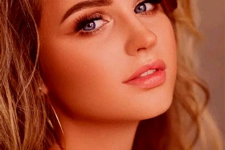Iris, 24, a dark blonde blue-eyed slavic companion based in Lostice. Offering Striptease, Girlfriend Experience, Prostate Massage. Available for incall and o...