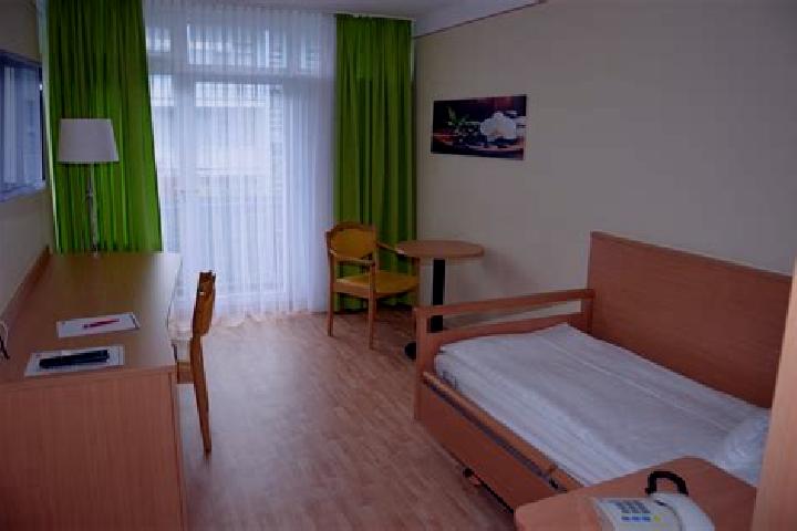 Iris, 24 — Escort in Bernau bei Berlin, Germany