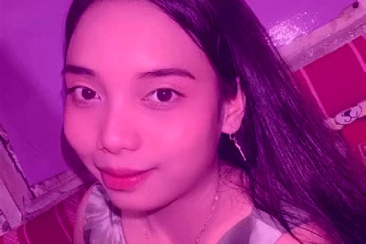 Iris, 24 — Escort in Lirung, Indonesia