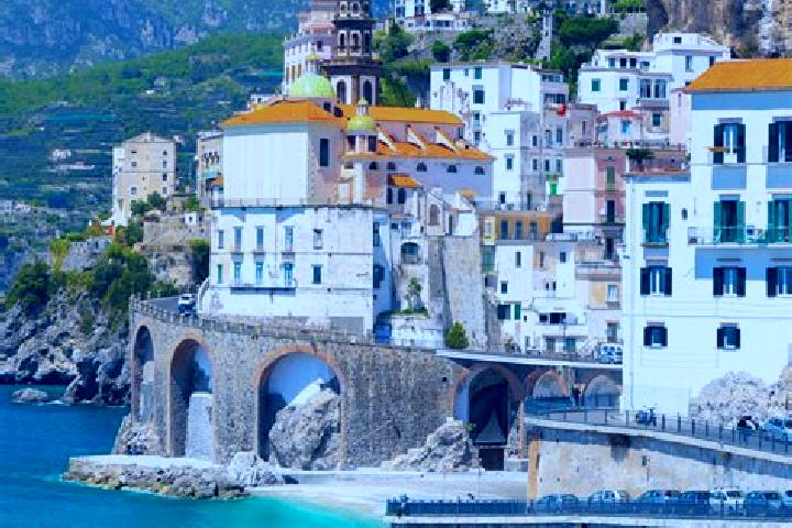 Iris, 25 — Escort in Pesche, Italy