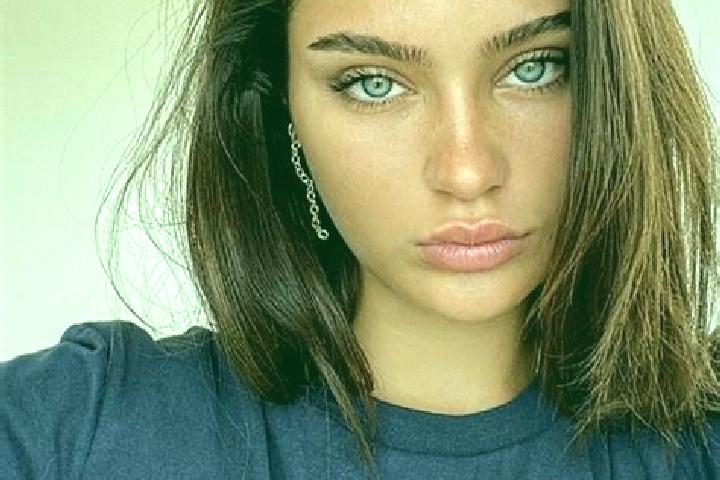 Iris, 26, a brunette blue-eyed indian companion based in Aham. Offering Girlfriend Experience, Erotic Massage, GFE. Available for incall and outcall, day and...