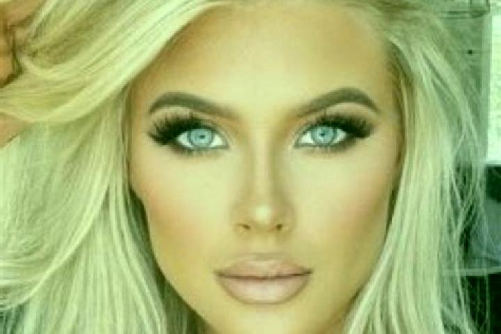 Iris, 26, a platinum blonde blue-eyed caribbean companion based in Bolluca. Offering 69, Travel Companion, Dinner Date, Fetish, Domination. Available for inc...