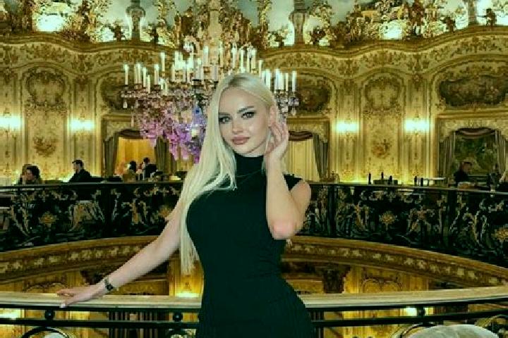 Iris, 26 — Escort in Cairo Montenotte, Italy