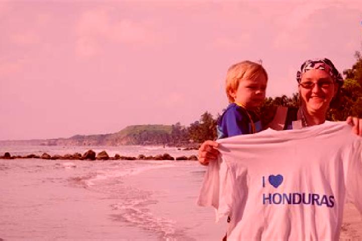 Iris, 26 — Escort in Santa Teresa, Honduras