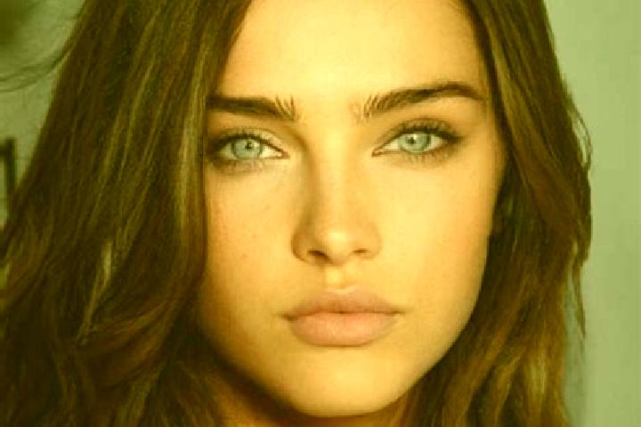 Iris, 27, a brunette blue-eyed middle eastern companion based in Berkswell. Offering A-Level, GFE, Couples, Tantra, Domination. Available for incall and outc...