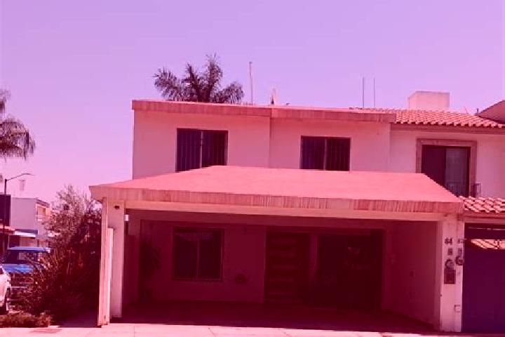Iris, 27 — Escort in Lo Arado, Mexico
