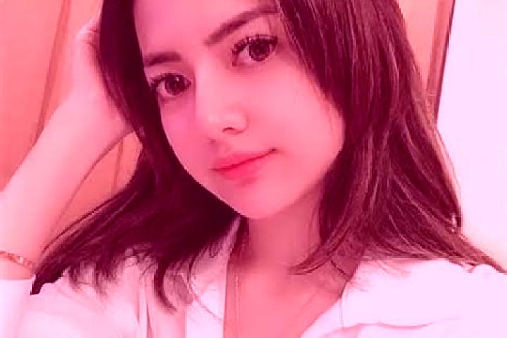 Iris, 27 — Escort in Rancabelut, Indonesia