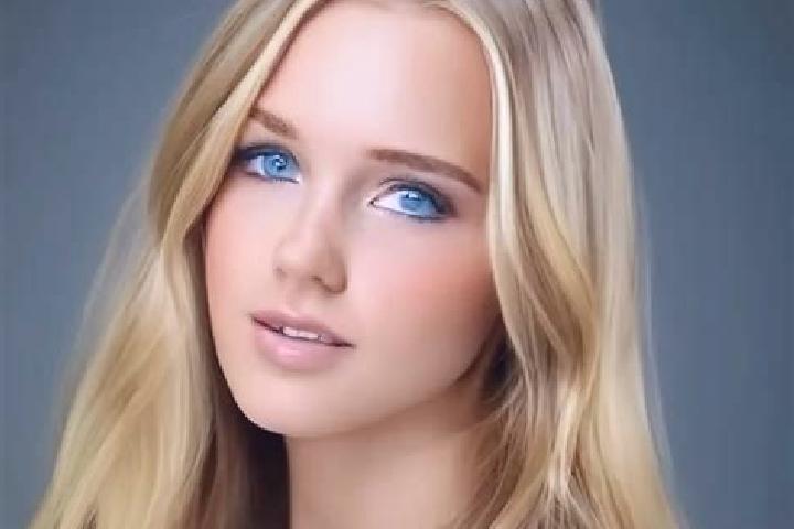 Iris, 28, a blonde dark-eyed mediterranean companion based in Argentona. Offering CIM, Overnight, Party Girl, GFE. Available for incall and outcall, overnigh...