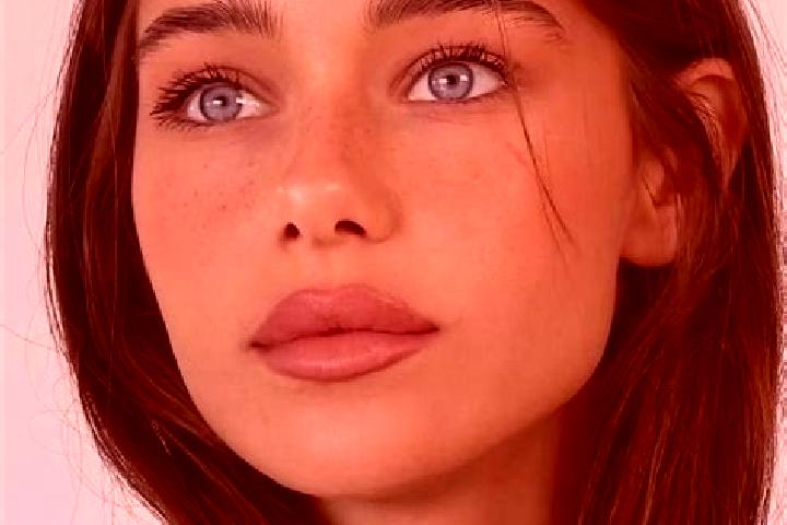 Iris, 28, a brunette grey-eyed european companion based in El Baluarte. Offering Girlfriend Experience, Dinner Date, Couples, A-Level. Available for incall a...
