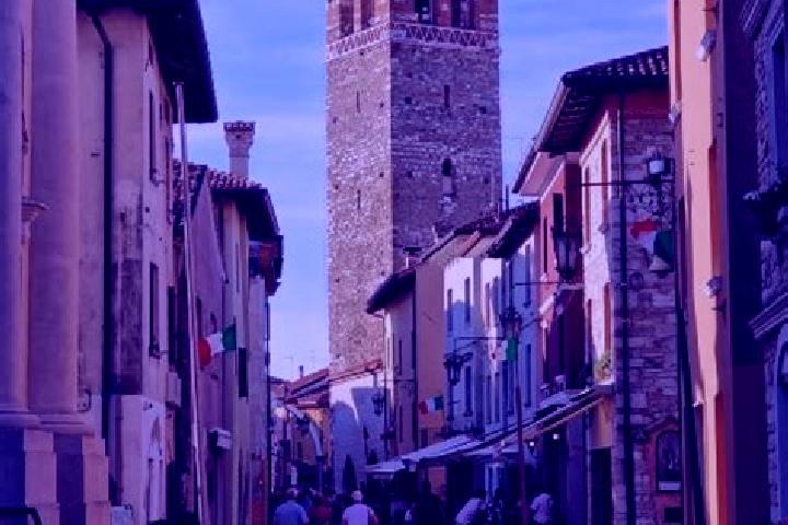 Iris, 28 — Escort in Marano Principato, Italy