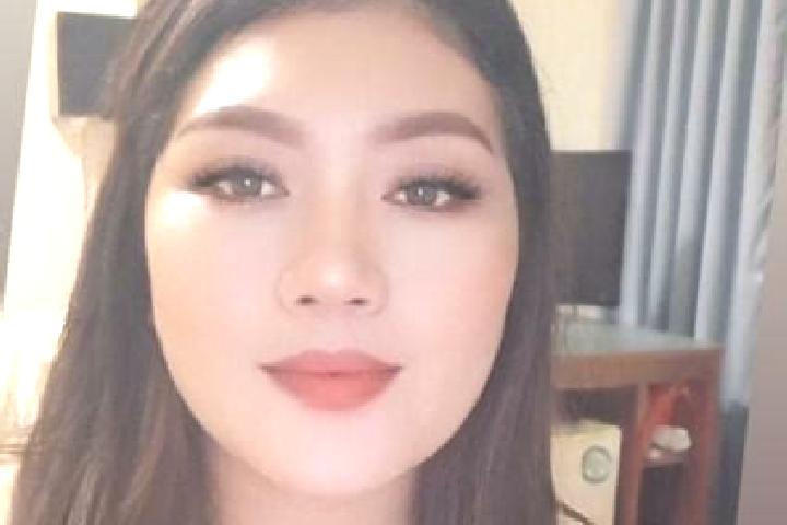 Iris, 29, a blonde brown-eyed asian companion based in Ngrawan. Offering 69, Party Girl, Duos, Striptease. Available for incall and outcall, overnight bookin...
