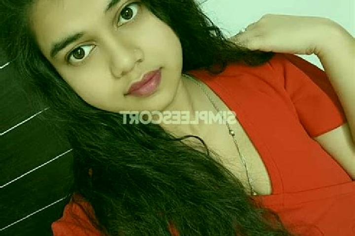 Iris, 30 — Escort in Anantapur, India