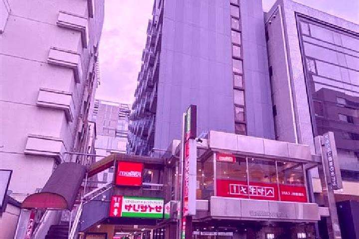 Iris, 30 — Escort in Chiyoda, Japan