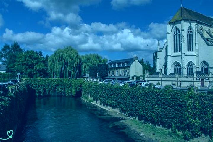 Iris, 30 — Escort in Pont-Eveque, France