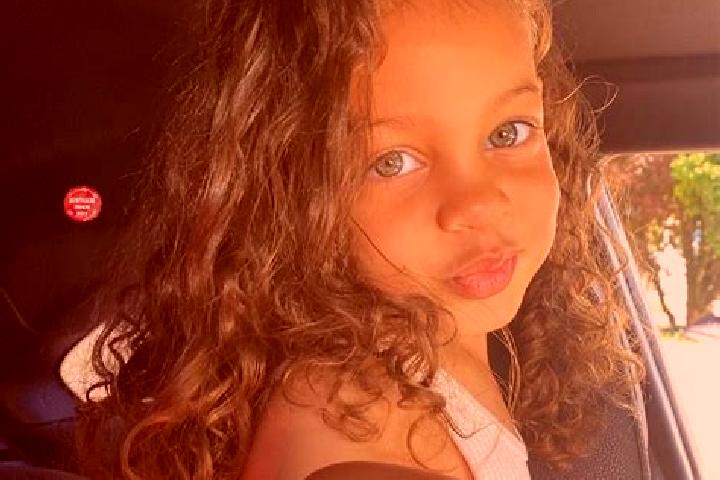 Iris, 31, a auburn blue-eyed mixed companion based in Puerto de Santiago. Offering Duos, Prostate Massage, Party Girl. Available for incall and outcall, day ...