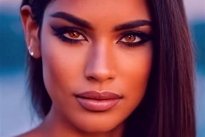 Iris, 32, a black brown-eyed latina companion based in Iffezheim. Offering BDSM, A-Level, Dinner Date. Available for incall and outcall, overnight bookings a...
