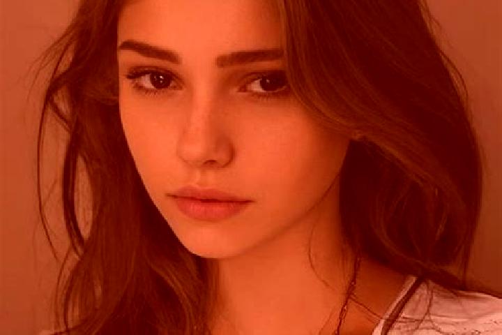 Iris, 32, a brunette hazel-eyed slavic companion based in Laz Bistricki. Offering Couples, Tantra, Dinner Date. Available for incall and outcall, overnight b...