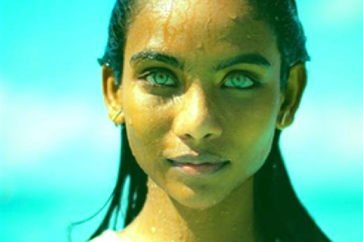 Iris, 32, a chestnut blue-eyed indian companion based in Injambakkam. Offering Erotic Massage, Couples, Prostate Massage. Available for incall and outcall, d...