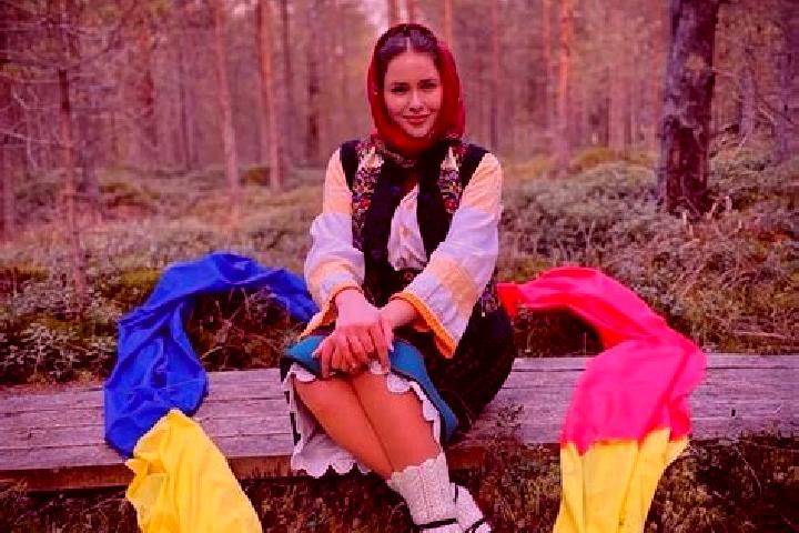 Iris, 32 — Escort in Moldovita, Romania