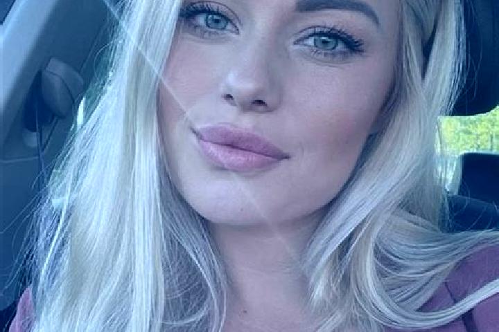 Iris, 33, a blonde hazel-eyed latina companion based in Khao Yoi. Offering Tantra, Erotic Massage, Fetish. Available for incall and outcall, day and evening ...