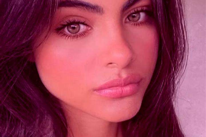 Iris, 33, a brunette green-eyed indian companion based in Adolfo Oribe de Alva. Offering GFE, Travel Companion, Domination. Available for incall and outcall,...