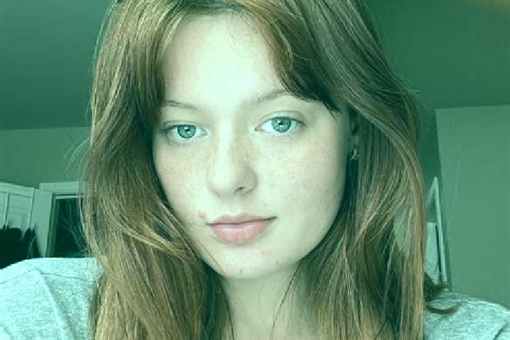 Iris, 33, a chestnut amber-eyed caucasian companion based in Tal I Mun Doc. Offering Deep French Kissing, Massage. Available for incall and outcall, day and ...