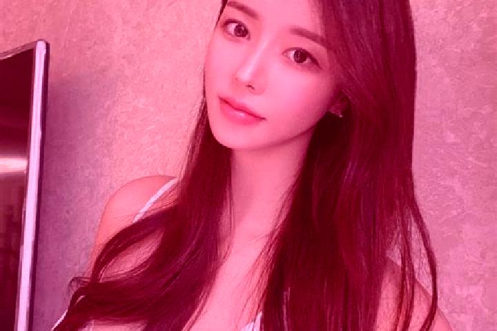 Iris, 33 — Escort in Gangdong, China