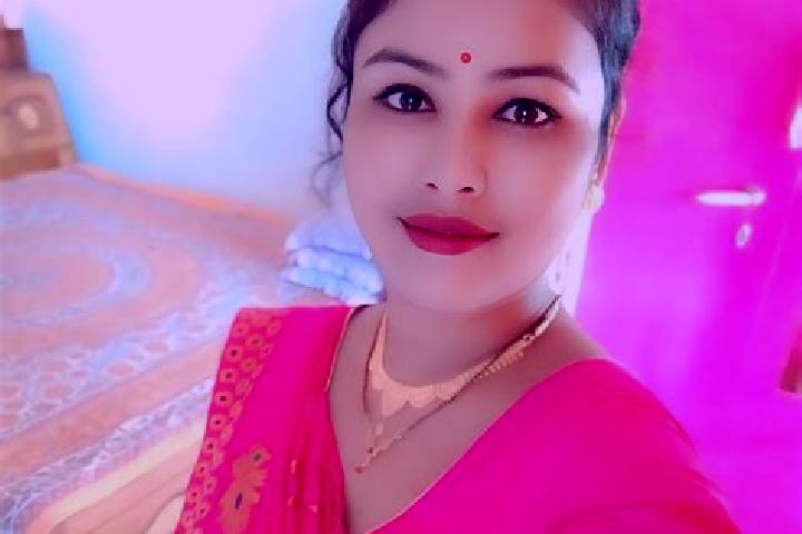 Iris, 33 — Escort in Niz-Hajo, India