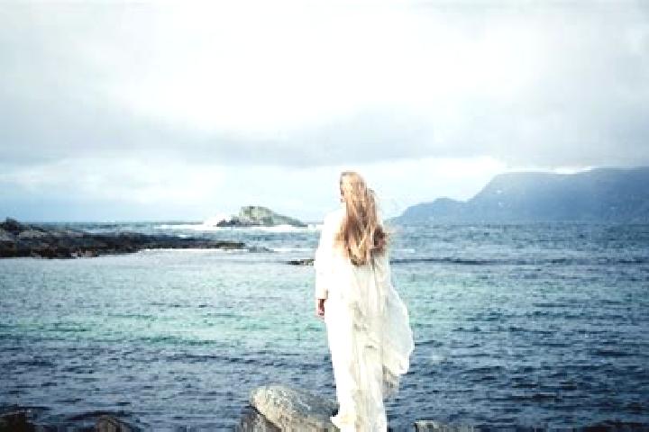 Iris, 33 — Escort in Selje, Norway