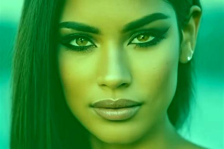 Iris, 34, a blonde hazel-eyed latina companion based in Kallidaikurichi. Offering Duos, BDSM, Striptease, Prostate Massage. Available for incall and outcall,...