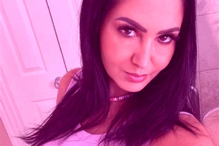 Iris, 34, a red brown-eyed mixed companion based in Westonzoyland. Offering BDSM, Dinner Date, Deep French Kissing. Available for incall and outcall, overnig...