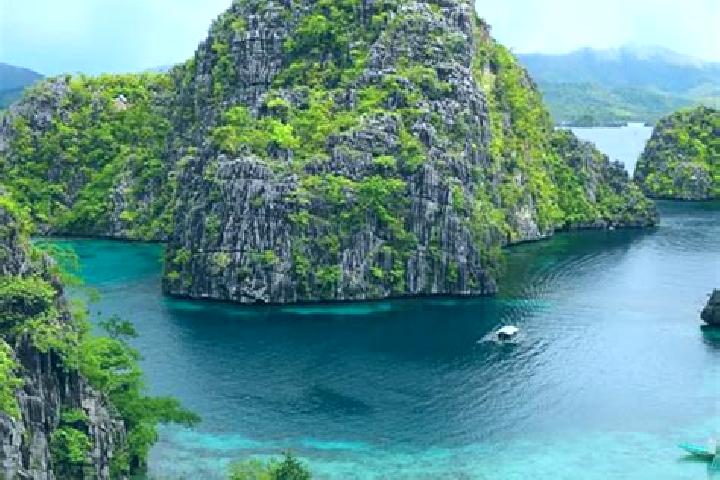 Iris, 34 — Escort in Hingatungan, Philippines