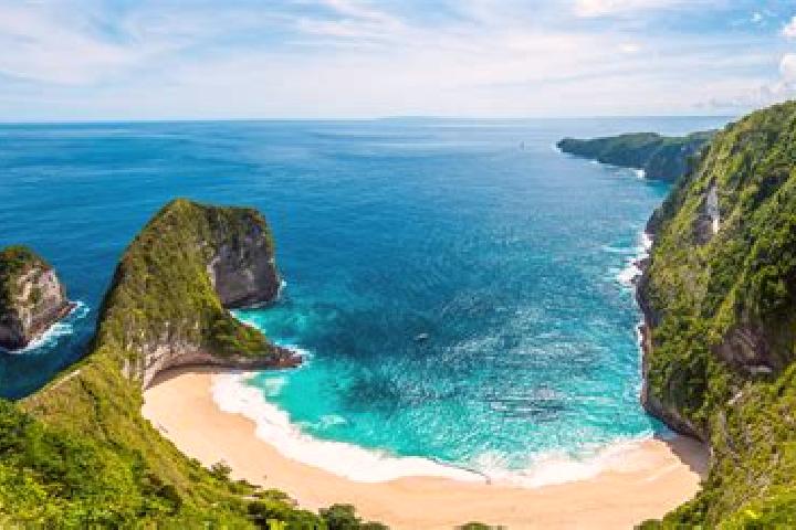 Iris, 34 — Escort in Sebuh, Indonesia