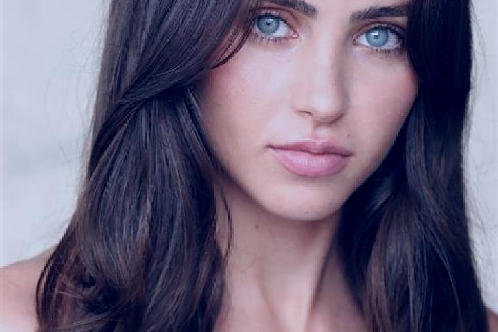 Iris, 35, a brunette hazel-eyed mediterranean companion based in Aneykro. Offering Duos, Domination, Roleplay. Available for incall and outcall, overnight bo...