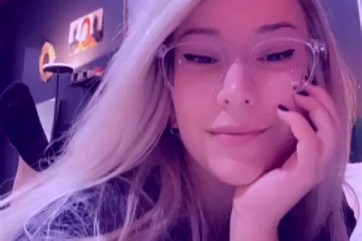Iris, 36, a blonde grey-eyed mixed companion based in Kuils River. Offering Prostate Massage, A-Level, Tantra, Domination, Party Girl. Available for incall a...