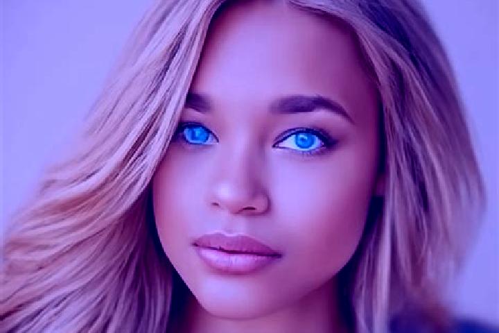 Iris, 36, a dark blonde blue-eyed latina companion based in Jukui. Offering Roleplay, Erotic Massage, Fetish. Available for incall and outcall, day and eveni...