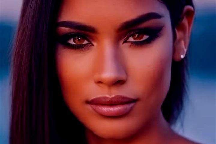Iris, 36, a dark blonde hazel-eyed latina companion based in Muggensturm. Offering Party Girl, Travel Companion, Domination, 69. Available for incall and out...