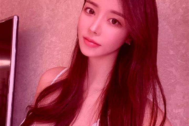 Iris, 36 — Escort in Henglian, China