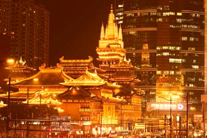 Iris, 36 — Escort in Jing an, China