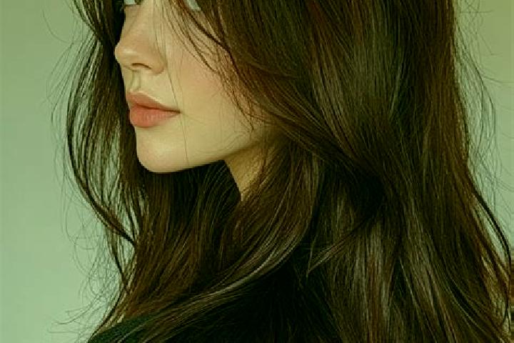 Iris, 37, a auburn brown-eyed asian companion based in Nahiyat al Fuhud. Offering Duos, Fetish, Erotic Massage, BDSM. Available for incall and outcall, day a...