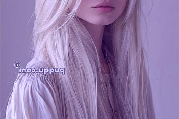 Iris, 37, a platinum blonde blue-eyed ebony companion based in Mawan. Offering Erotic Massage, Duos, Tantra. Available for incall and outcall, overnight book...