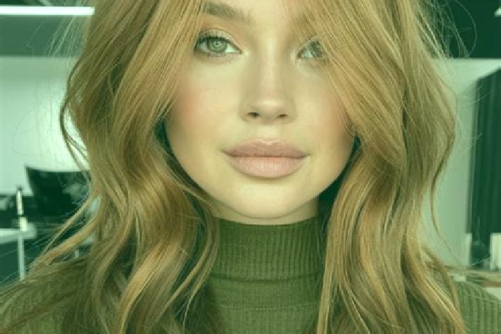 Iris, 38, a auburn grey-eyed middle eastern companion based in De Parral. Offering A-Level, Massage, CIM. Available for incall and outcall, day and evening d...