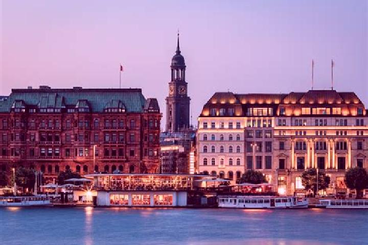 Iris, 38 — Escort in OErsundsbro, Sweden