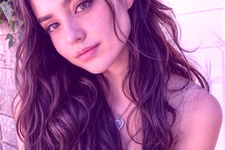 Iris, 39, a brunette hazel-eyed mixed companion based in La Grancia. Offering Deep French Kissing, Roleplay, Duos. Available for incall and outcall, day and ...
