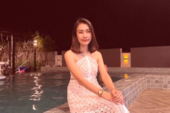 Iris, 39 — Escort in Puan Selatan, Indonesia