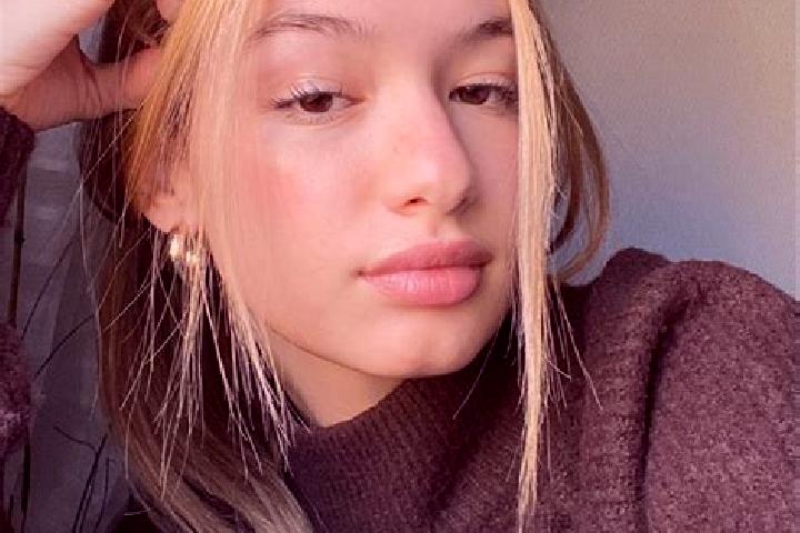 Isabella, 20, a blonde brown-eyed indian companion based in Thorncliff. Offering Erotic Massage, Deep French Kissing, 69. Available for incall and outcall, d...