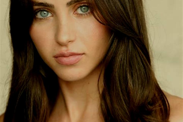 Isabella, 20, a brunette blue-eyed ebony companion based in Hardwick. Offering Dinner Date, Massage, Roleplay, Couples. Available for incall and outcall, day...