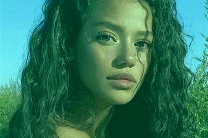 Isabella, 21, a black grey-eyed latina companion based in Beaver Dam. Offering Domination, Erotic Massage, Couples, GFE, Party Girl. Available for incall and...