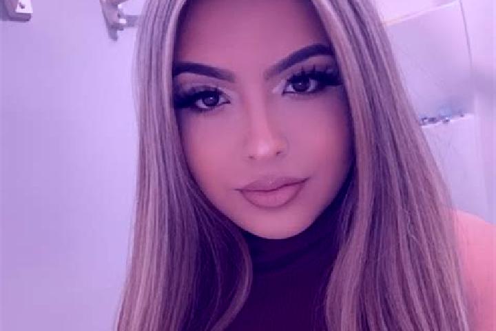 Isabella, 21, a blonde grey-eyed latina companion based in Vaida-Camaras. Offering Deep French Kissing, Girlfriend Experience, Domination, A-Level. Available...